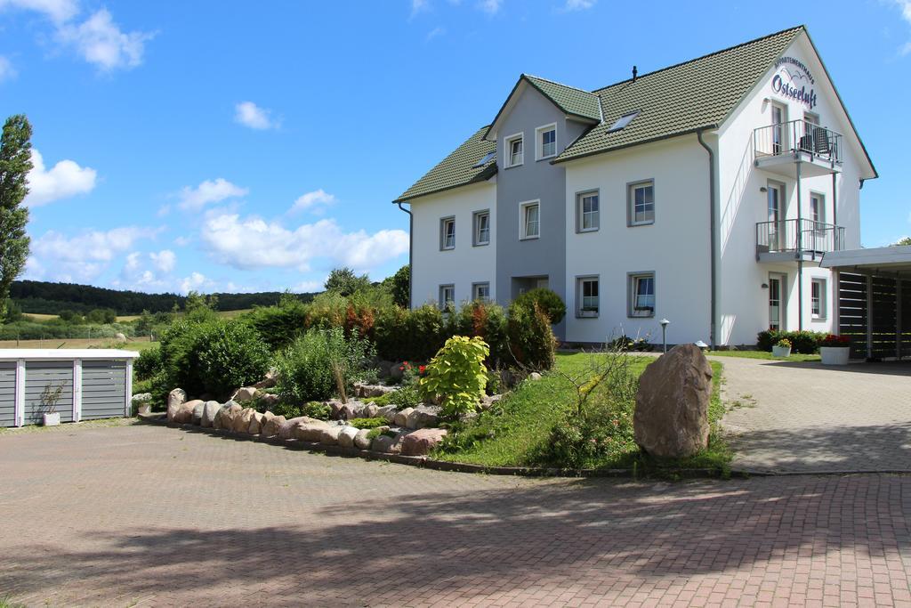 Appartementhaus Ostseeluft Lohme Luaran gambar